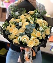 Букет цветов из:  Розы и Лизиантусы в Станция Скуратово